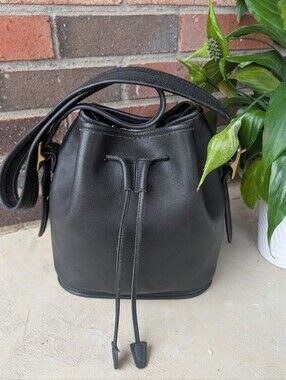 🖤 Vintage 90's Coach Lula's Legacy #9952 Drawstring Bucket Crossbody Bag, Black